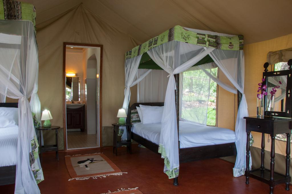 Crater Lake Tented Camp And Game Sanctuary Naivasha Zewnętrze zdjęcie